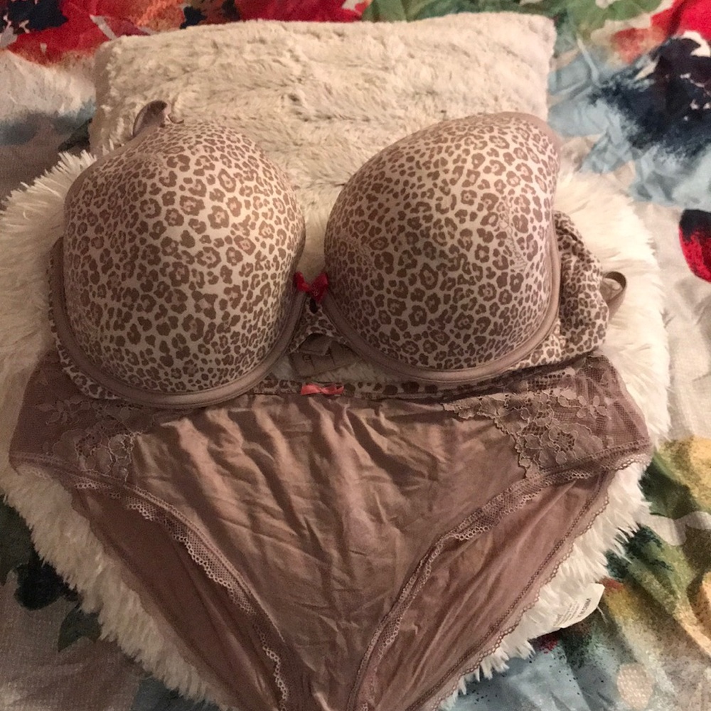 Victoria Secret bra and Panty